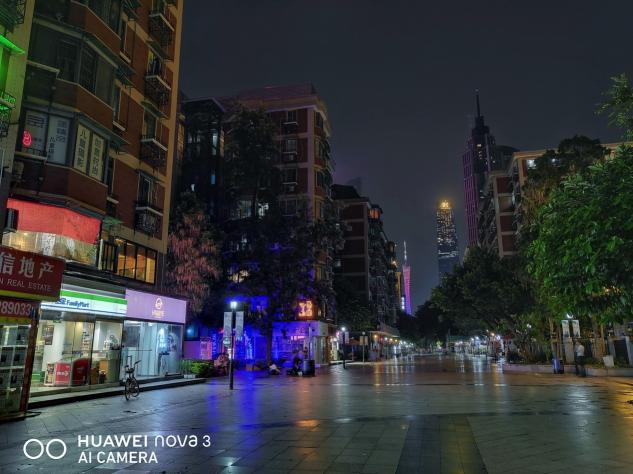 美麗的夜總是讓人流連忘返，華為nova3帶你體驗(yàn)超級(jí)夜景拍攝