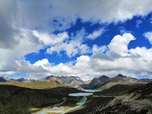 云上之巔，終遇雪山，麥芒在路上：香格里拉環(huán)線騎行