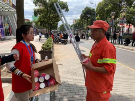 天寒心暖，蘇寧超市為一線人員送溫暖