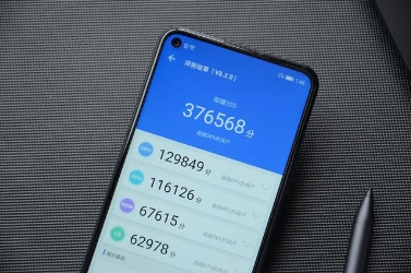 榮耀30S性能為王，橫掃同檔位5G手機(jī)