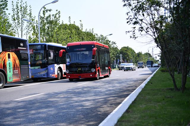 安徽首條智能網(wǎng)聯(lián)5G線路開通 安凱無人駕駛客車投入開放道路運行！