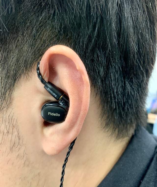 魅惑低音按摩你的耳朵，飛利浦S301HIFI圈鐵耳機評測