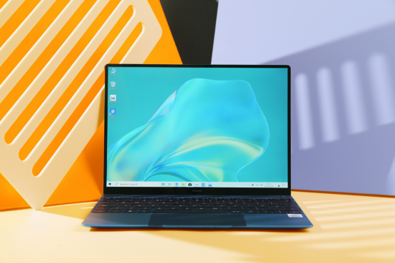 圣誕送禮攻略：華為MateBook X，一份時髦又有溫度的圣誕禮物