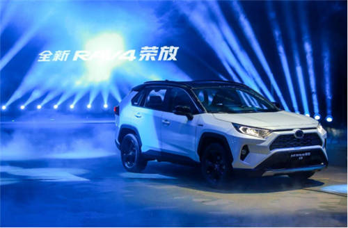 SUV如何選？“全新RAV4榮放”年輕人的不二之選！