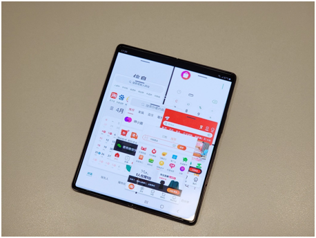 折疊屏并非可折疊的大屏手機(jī)？看完三星、華為和小米后找到答案