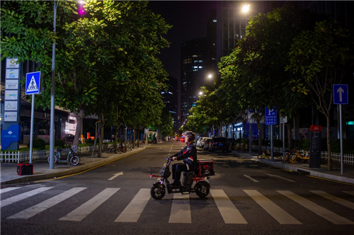 繁榮城市夜經(jīng)濟(jì)，如何打通“最后一公里”？