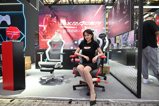 ChinaJoy2021丨提供更加舒適的游戲體驗(yàn) 迪銳克斯電競(jìng)椅亮相展會(huì)現(xiàn)場(chǎng)