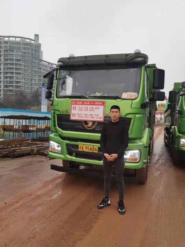 團(tuán)油降低用油成本 為90后渣土車司機(jī)筑夢(mèng)