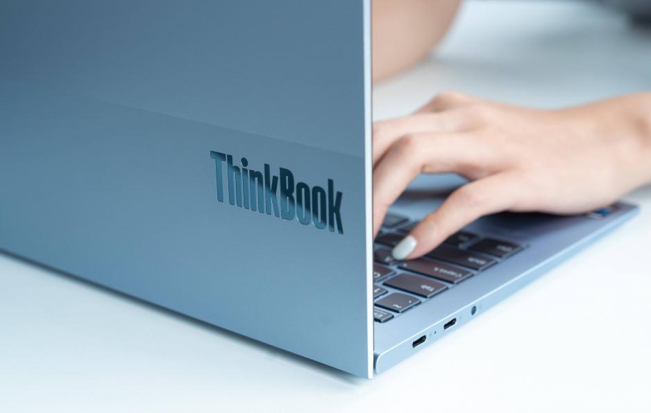 ThinkBook 13x冰雪藍正式開售，破冰青年口彰顯銳意鋒芒