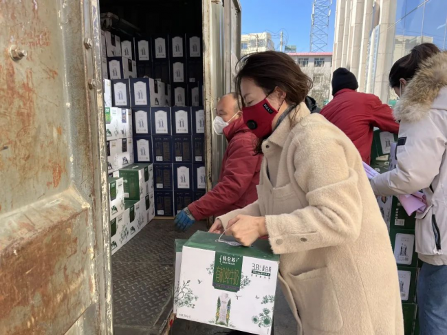 蒙牛：用愛心構(gòu)筑銅墻鐵壁，共建和諧美好家園