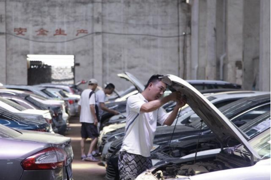 從車市到親戚再到瓜子二手車，坎坷的買車之路