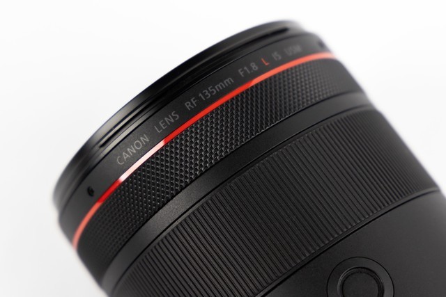 【有料評測】佳能RF135mm F1.8鏡頭評測：高畫質(zhì)遠(yuǎn)攝定焦新標(biāo)準(zhǔn) 