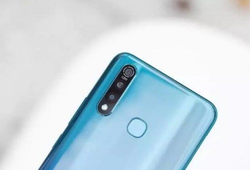 vivo Z5x今日正式開(kāi)售 這幾個(gè)不得不買(mǎi)的理由助力創(chuàng)下過(guò)億銷量