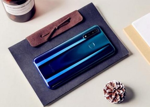 vivo Z5x今日正式開(kāi)售 這幾個(gè)不得不買(mǎi)的理由助力創(chuàng)下過(guò)億銷量