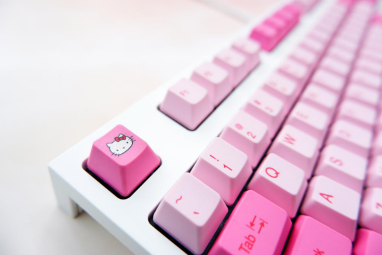 REALFORCE HELLO KITTY限量版鍵盤，ChinaJoy首亮相