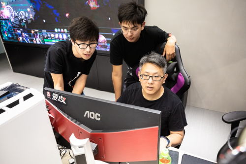 DOTA2 TI9粉絲齊聚，AGON愛攻綻放光彩！