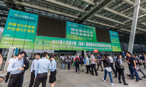 閃耀深圳物博會：構(gòu)筑城市貨運(yùn)生態(tài)圈 快狗打車展示行業(yè)“教父”風(fēng)采